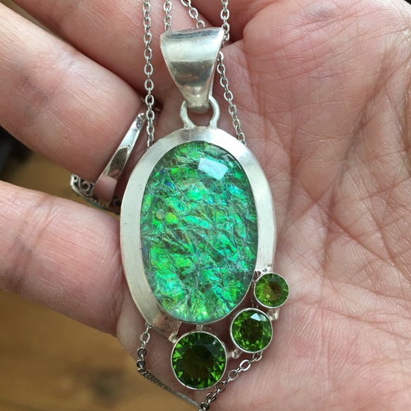 Ammolite peridot solid sterling silver pendant - Picture 2 of 10